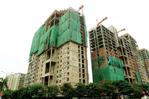 Hy vọng tín dụng cho lĩnh vực bất động sản sẽ được mở. Ảnh: LÃ ANH Hy vọng tín dụng cho lĩnh vực bất động sản sẽ được mở. Ảnh: LÃ ANH